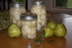 Canning your Own Pears without Sugar